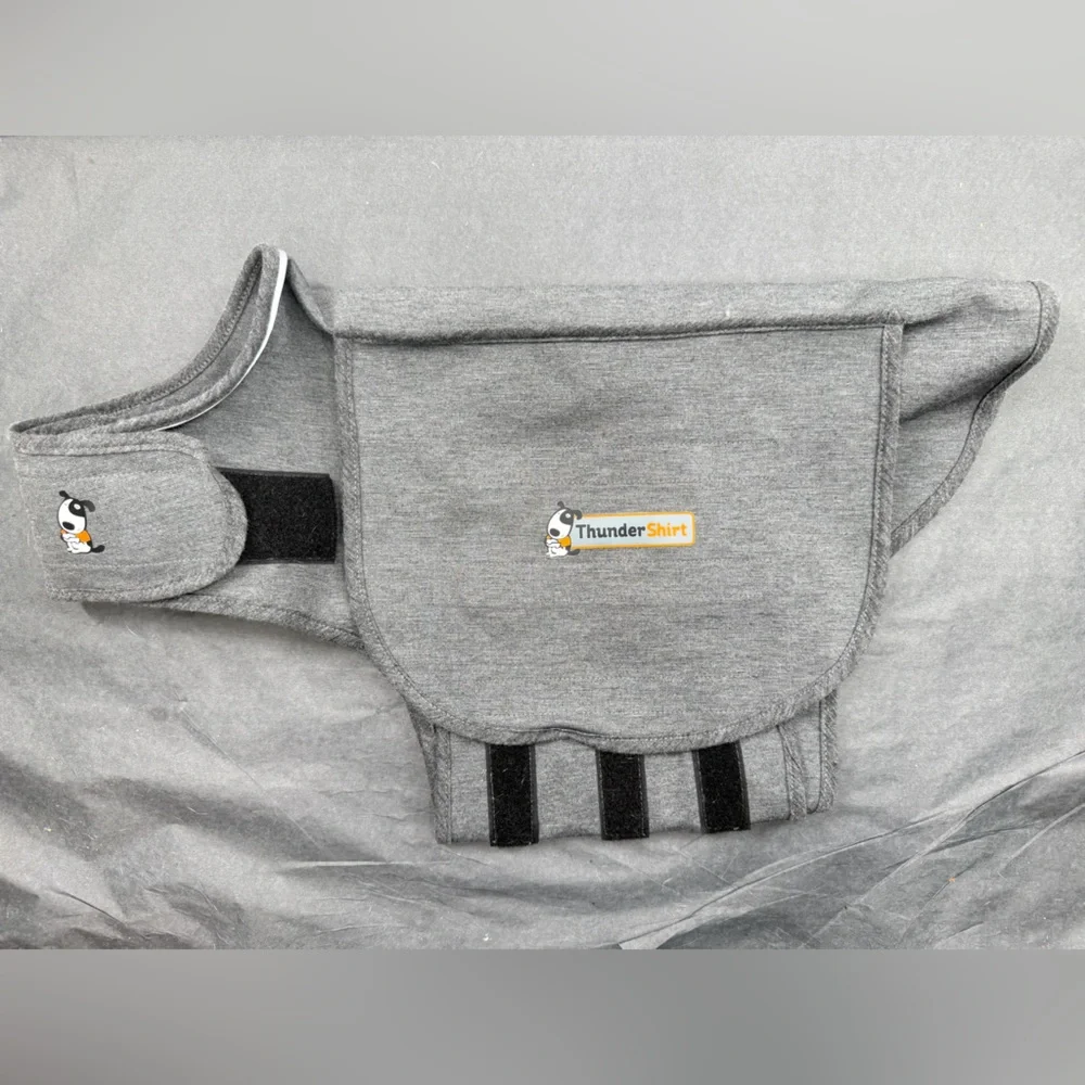 EUC ThunderShirt Dog Anxiety Shirt